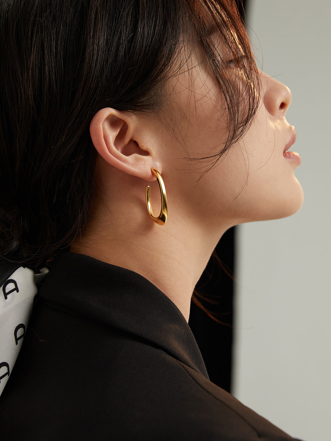 „LUNA“ – Geometrische Designer-Creolen