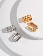 “MODULO” – Rectangular Huggie Earrings with Zirconia
