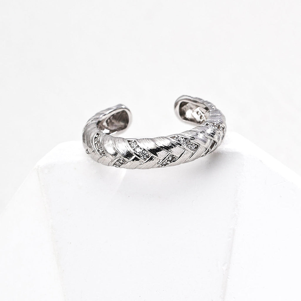 „Éclat“ – Skulpturaler Ring mit geflochtener Textur & Zirkonia