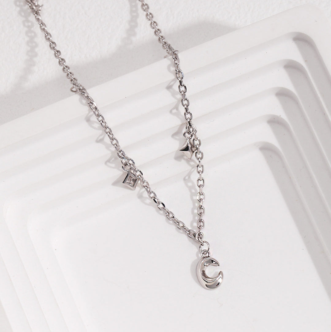 „Mondglanz“ – Design-Kette mit Mond- & Sternanhängern