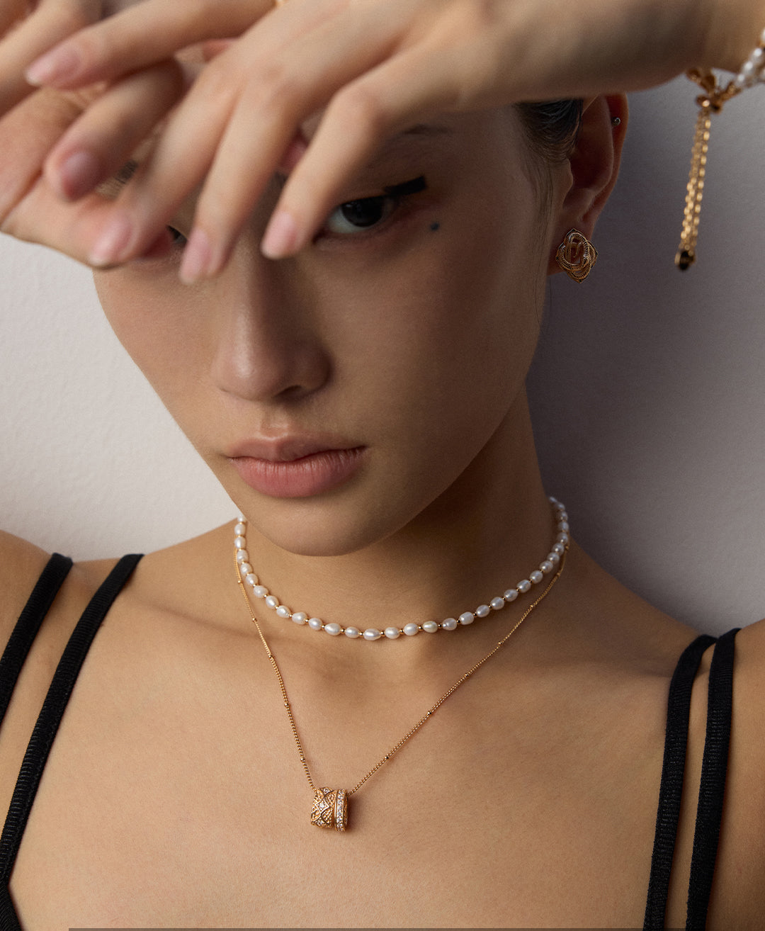 „STELLARE“ – Vintage-Halskette mit Doppelring-Anhänger