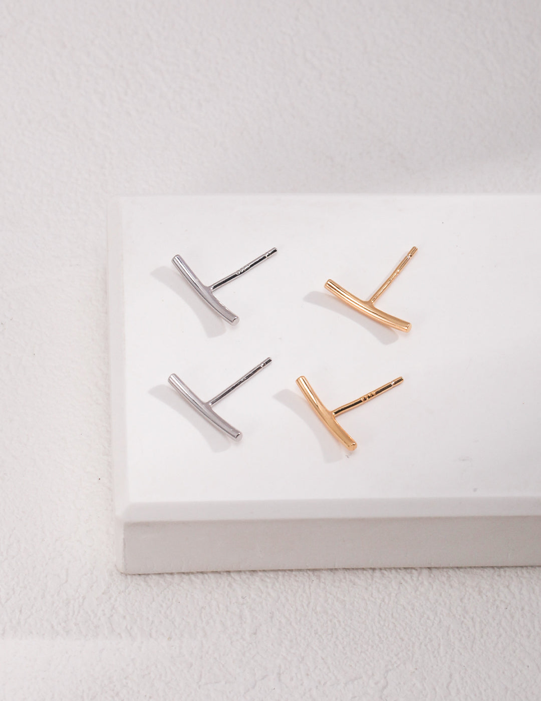 Minimalistische Damen Ohrstecker „MIRELLA“ aus 925er Silber, 18K vergoldet oder versilbert